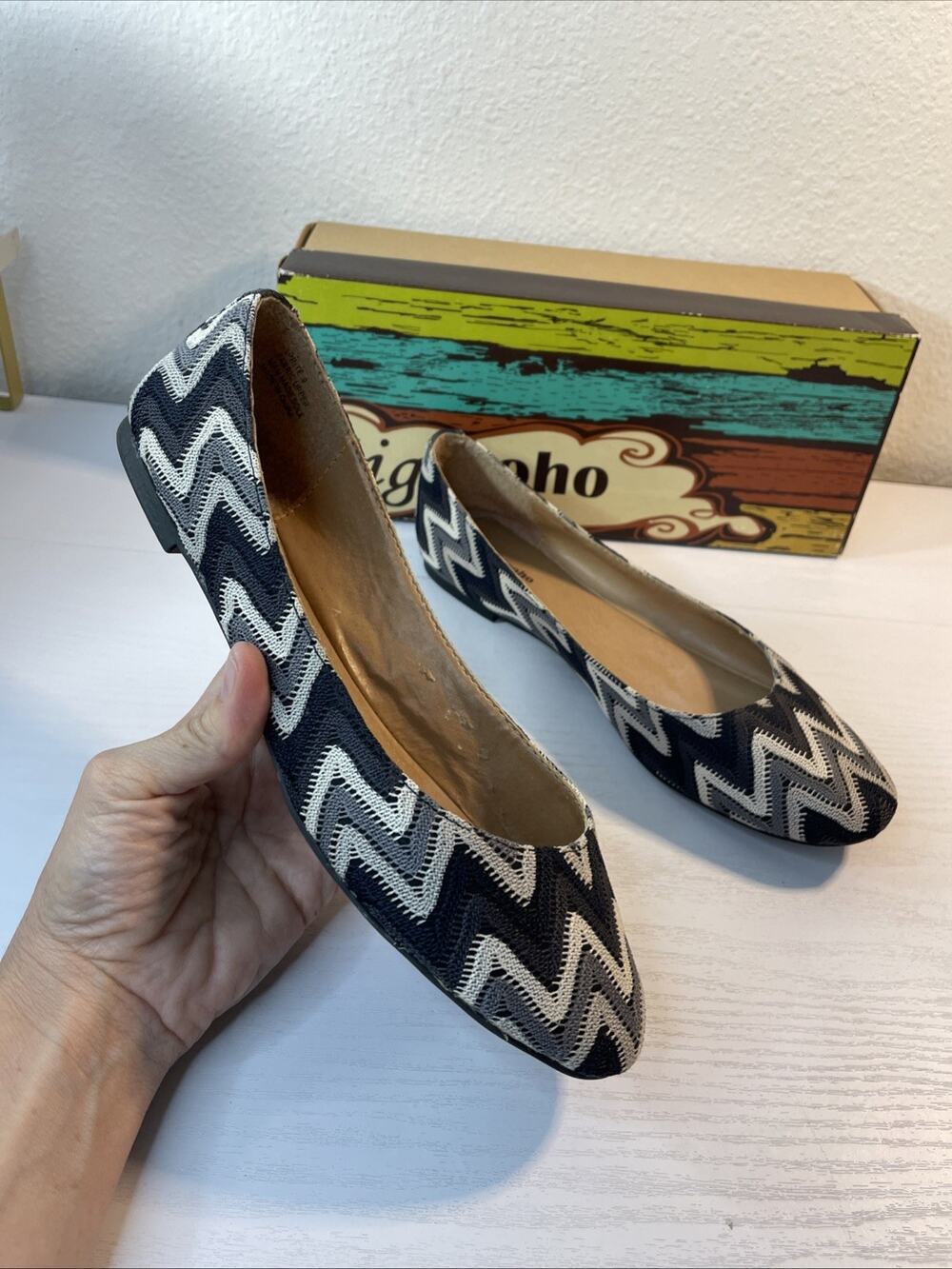 Zigi Soho Sprite Womens Ballet Flats Geometric Chevron Knit Shoes Size 9 M Box
